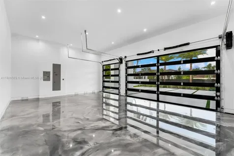 6900 SW 72nd Court Miami FL 33143