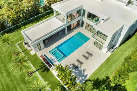 6900 SW 72nd Court Miami FL 33143
