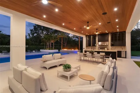 6900 SW 72nd Court Miami FL 33143