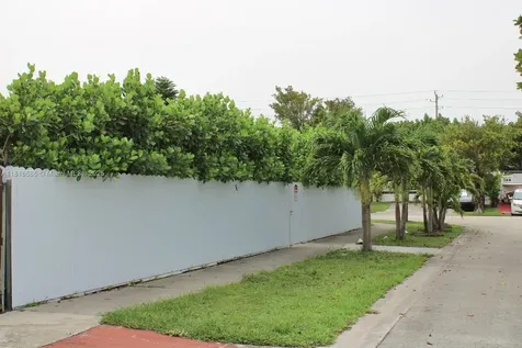 11830 SW 208th Terrace Miami FL 33177