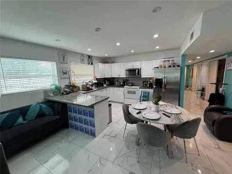 7000 NW 21st Avenue Miami FL 33147