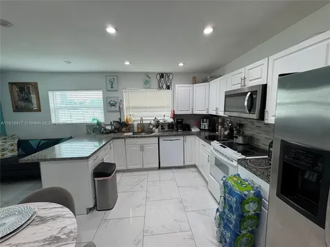 7000 NW 21st Avenue Miami FL 33147
