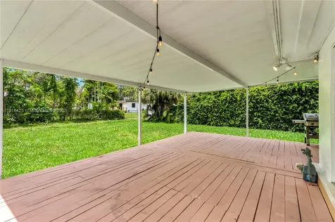 1110 Falcon Avenue Miami Springs FL 33166