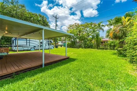 1110 Falcon Avenue Miami Springs FL 33166