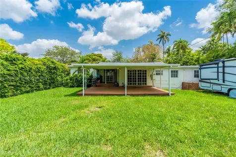 1110 Falcon Avenue Miami Springs FL 33166