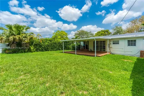 1110 Falcon Avenue Miami Springs FL 33166