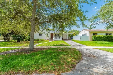 1110 Falcon Avenue Miami Springs FL 33166