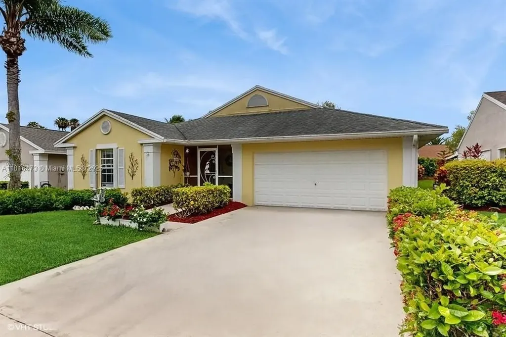2552 SE 7th Court Homestead FL 33033