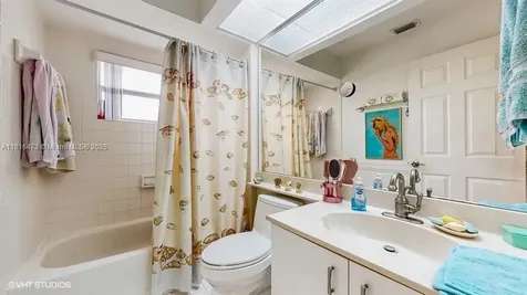 2552 SE 7th Court Homestead FL 33033