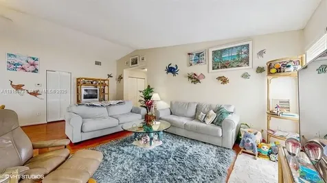 2552 SE 7th Court Homestead FL 33033