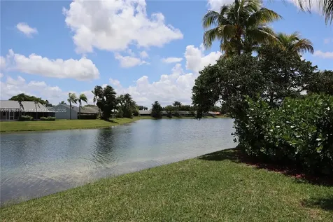 2552 SE 7th Court Homestead FL 33033