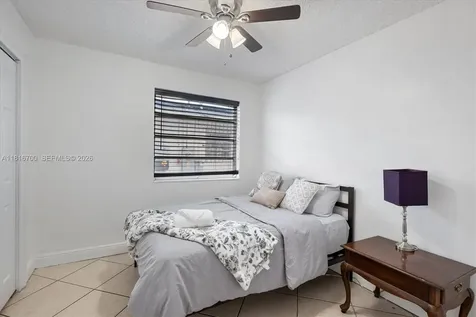 5726 SW 20th Street Miami FL 33155