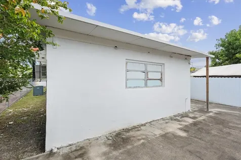 5726 SW 20th Street Miami FL 33155