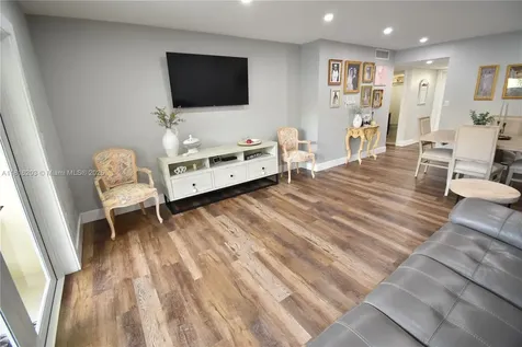 8469 SW 137th Avenue Miami FL 33183