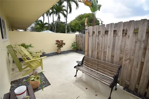 8469 SW 137th Avenue Miami FL 33183