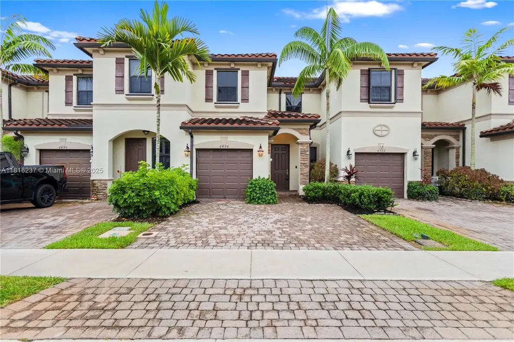 6496 S Anise Court Davie FL 33314