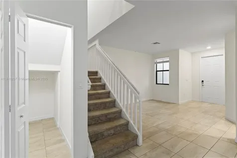 6496 S Anise Court Davie FL 33314