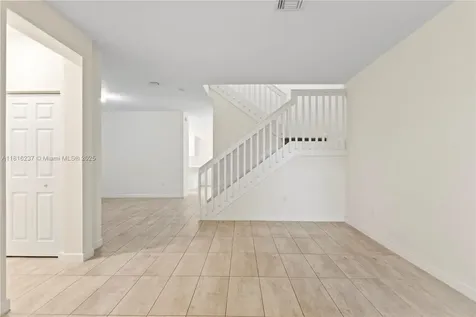 6496 S Anise Court Davie FL 33314