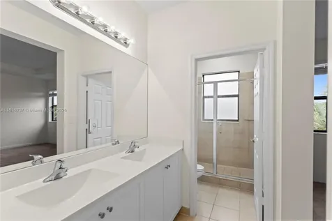 6496 S Anise Court Davie FL 33314