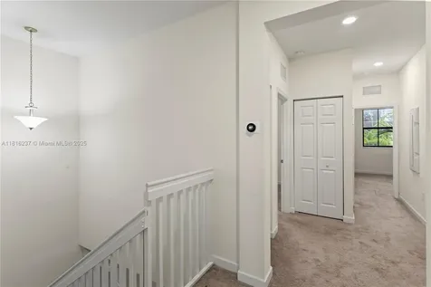 6496 S Anise Court Davie FL 33314