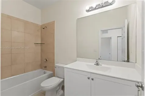 6496 S Anise Court Davie FL 33314