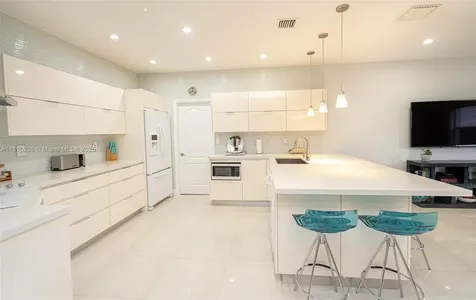10914 NW 70th Street Doral FL 33178
