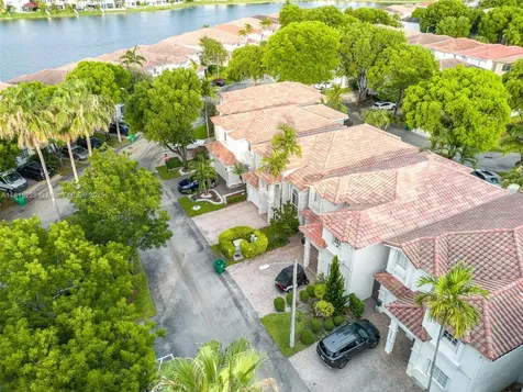 10914 NW 70th Street Doral FL 33178