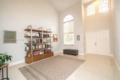 10914 NW 70th Street Doral FL 33178