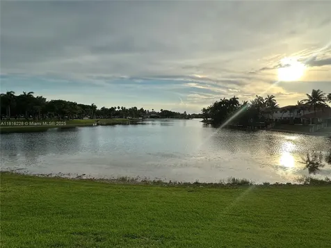 10914 NW 70th Street Doral FL 33178