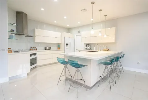 10914 NW 70th Street Doral FL 33178