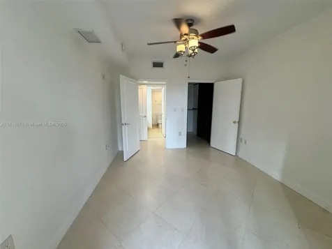 19900 E Country Club Drive Aventura FL 33180