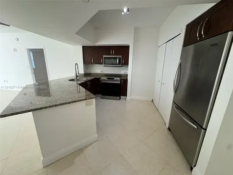 19900 E Country Club Drive Aventura FL 33180