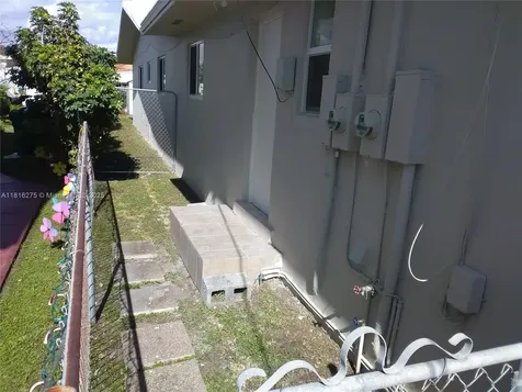3421 SW 4th Street Miami FL 33135