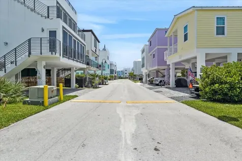 94825 Overseas Highway #70 Key Largo FL 33037