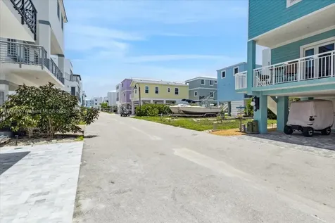 94825 Overseas Highway #70 Key Largo FL 33037