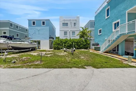 94825 Overseas Highway #70 Key Largo FL 33037
