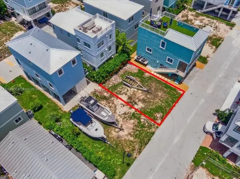 94825 Overseas Highway #70 Key Largo FL 33037