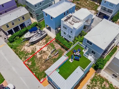 94825 Overseas Highway #70 Key Largo FL 33037