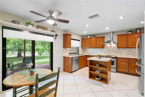 10791 NW 19th Drive Coral Springs FL 33071