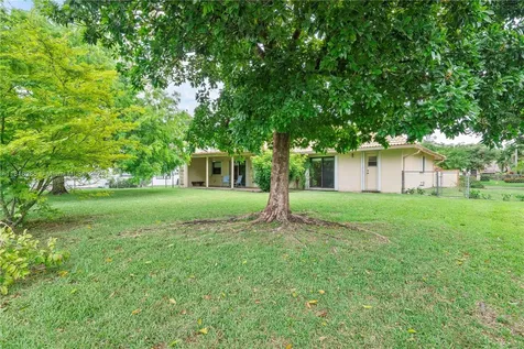 10791 NW 19th Drive Coral Springs FL 33071