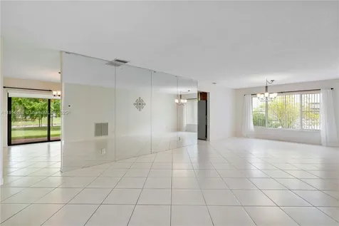 10791 NW 19th Drive Coral Springs FL 33071
