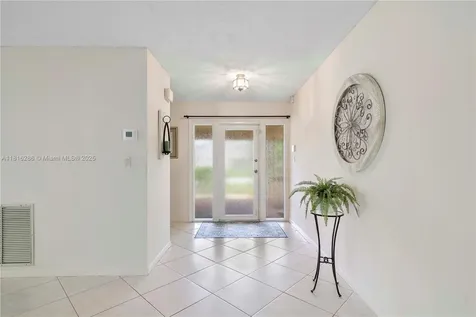 10791 NW 19th Drive Coral Springs FL 33071