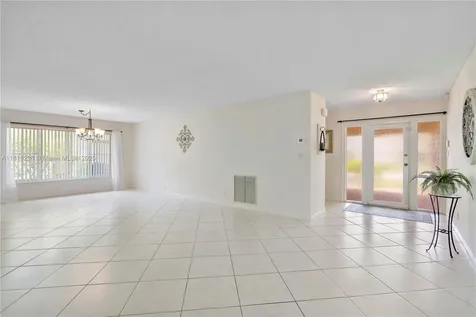 10791 NW 19th Drive Coral Springs FL 33071