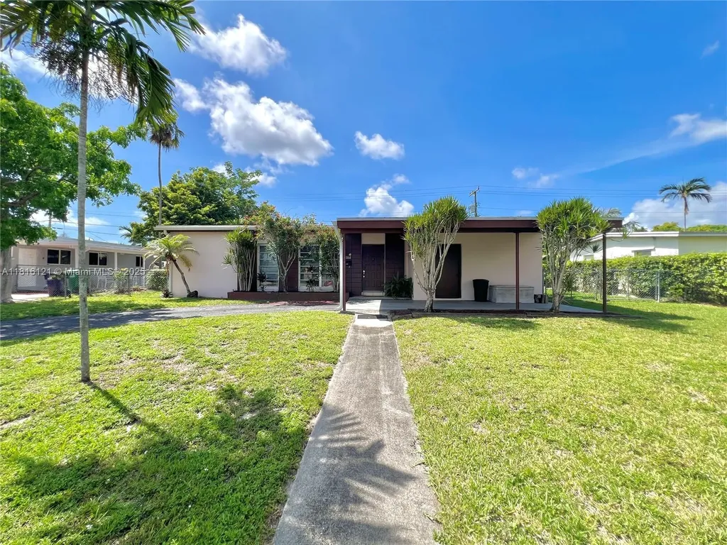 9950 Bahama Drive Cutler Bay FL 33189