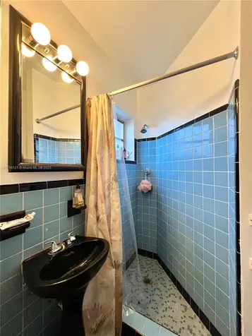 9950 Bahama Drive Cutler Bay FL 33189