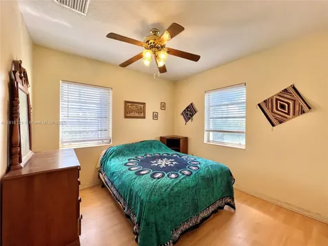 9950 Bahama Drive Cutler Bay FL 33189