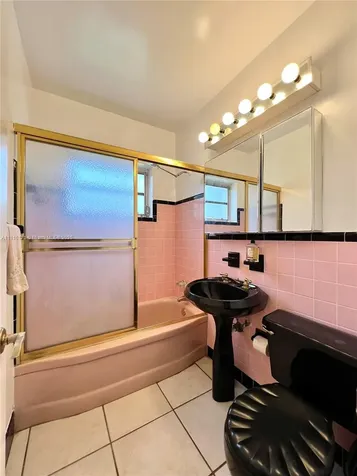9950 Bahama Drive Cutler Bay FL 33189