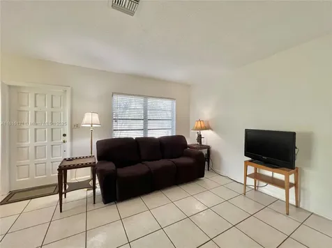 9950 Bahama Drive Cutler Bay FL 33189
