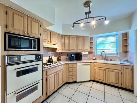 9950 Bahama Drive Cutler Bay FL 33189