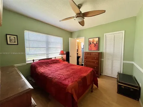 9950 Bahama Drive Cutler Bay FL 33189